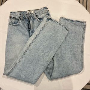 Ultra High Rise 90s Relaxed Jean